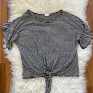 Black White Knotted Cropped Top Size Small